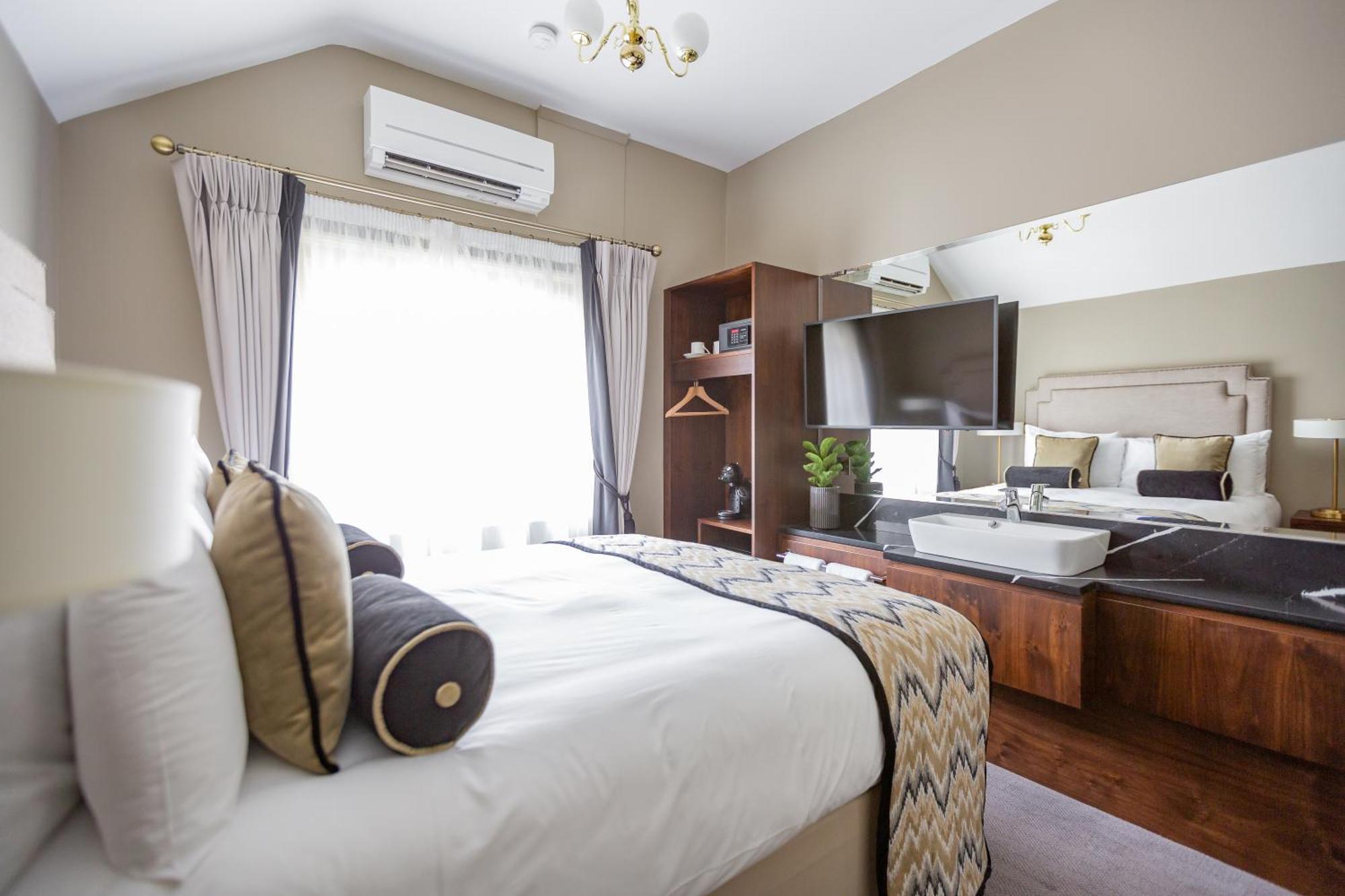 Small Double Room