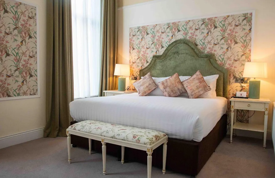 Castle Hotel-1