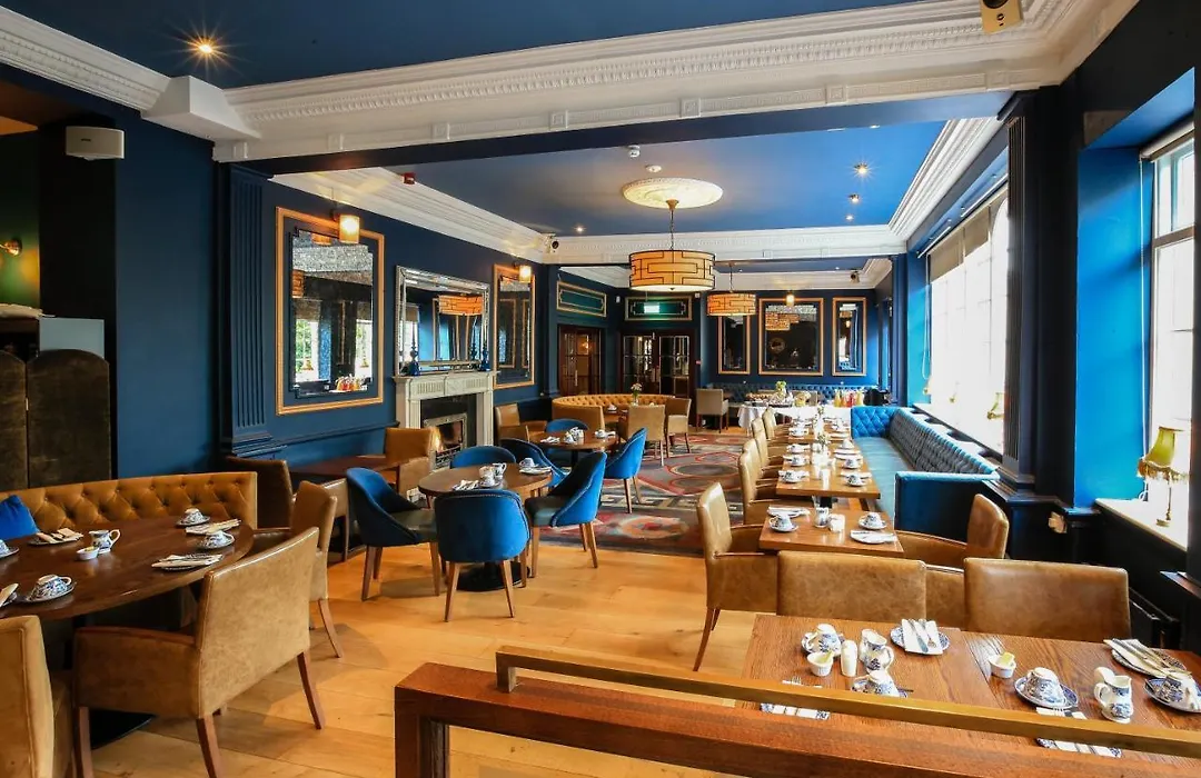 Gleesons Townhouse Booterstown-1