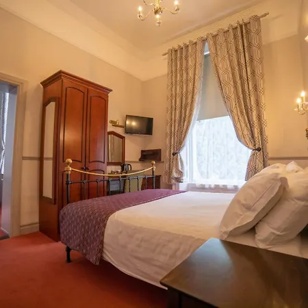 The Lansdowne Hotel-2