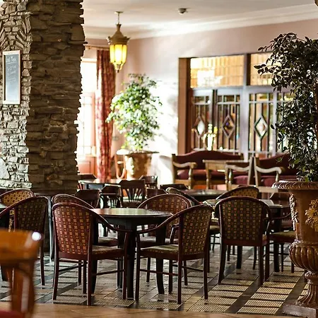 Sheldon Park Hotel And Leisure Club-3